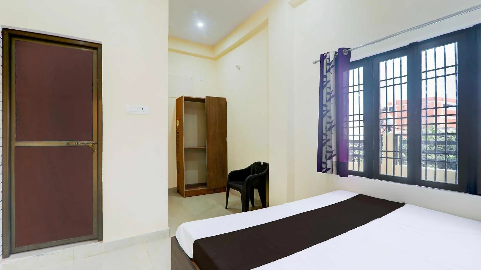فندق Collection O Sudhirpur Near Phonix Hospital فاراناسي 3*,