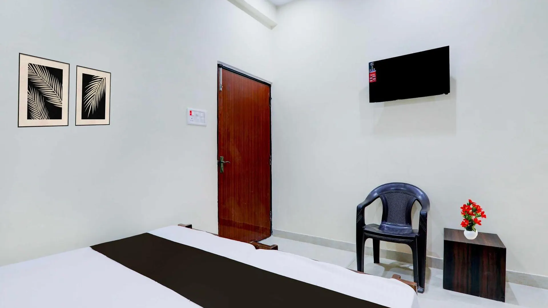 فندق Collection O Sudhirpur Near Phonix Hospital فاراناسي الهند